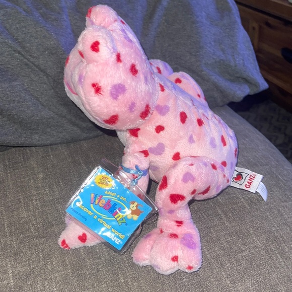 WEBKINZ Ganz Love Frog HM144 w/Hang & But Tag No active Code w/Hearts like new - Picture 6 of 15